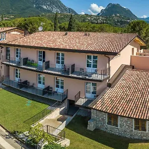 Regina Del Garda 4*, Toscolano Maderno Włochy